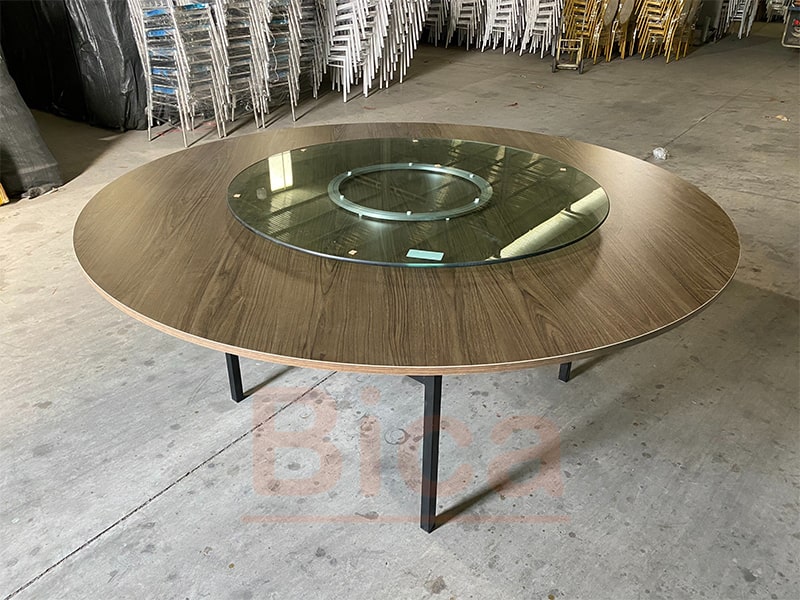 bàn tròn mặt gỗ MDF đường kính 160cm