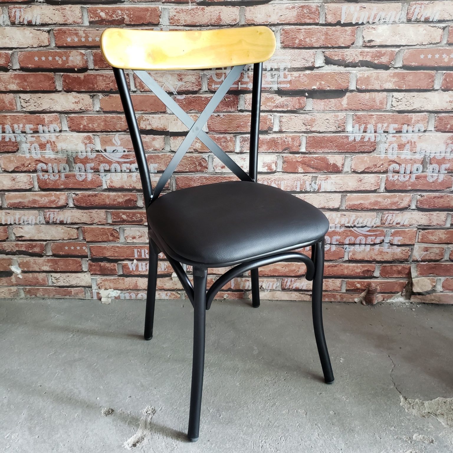 Ghế Nhà Hàng Chữ X Khung Sắt Mặt Đệm Ghế nhà hàng chữ X khung sắt mặt đệm